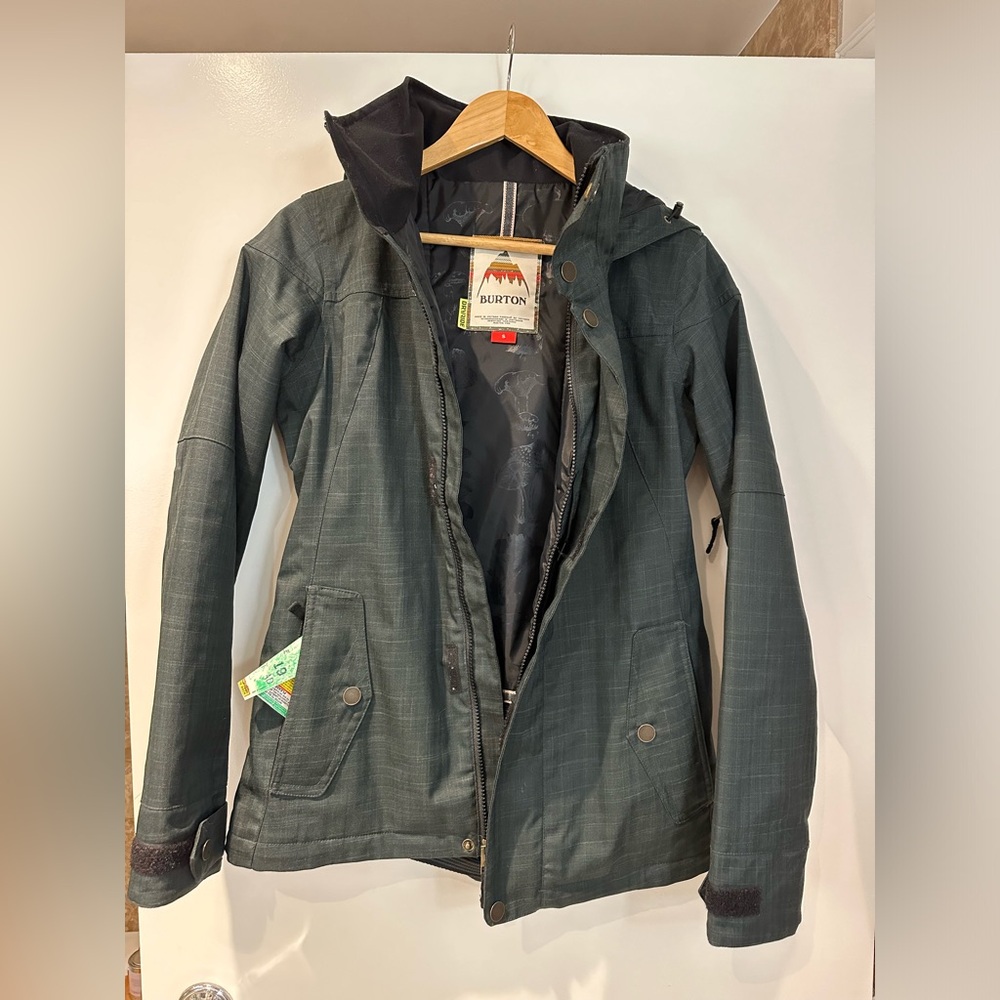 Excellent condition grey Burton ski/snowboard jacket size Small, waterproof